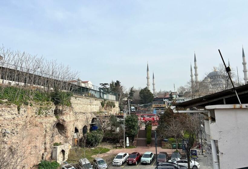 Saratoga Hotel Sultanahmet