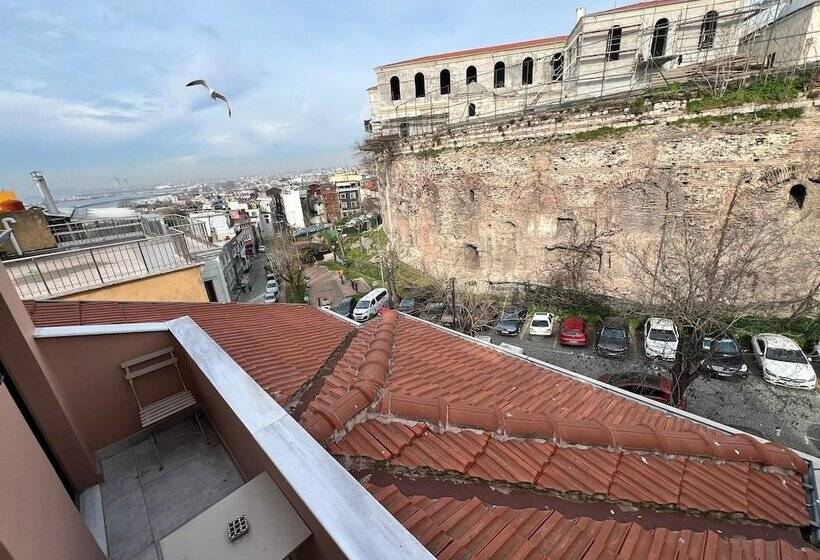 Saratoga Hotel Sultanahmet