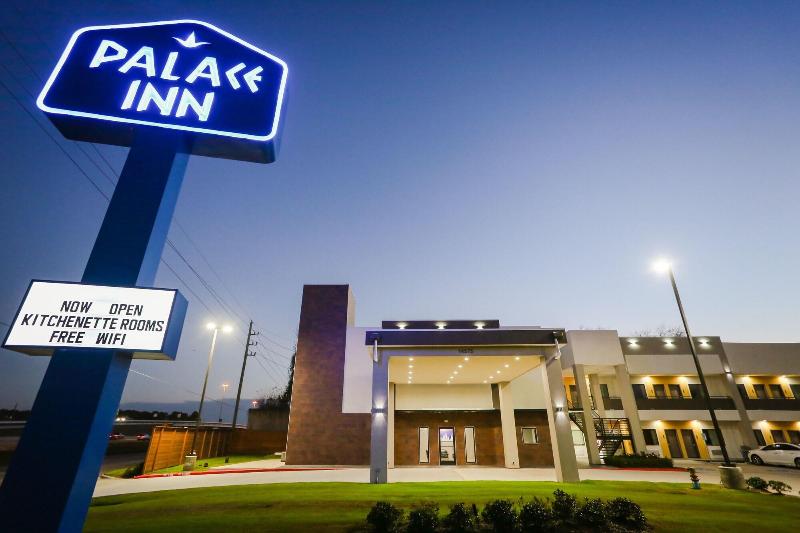 모텔 Palace Inn Airtex