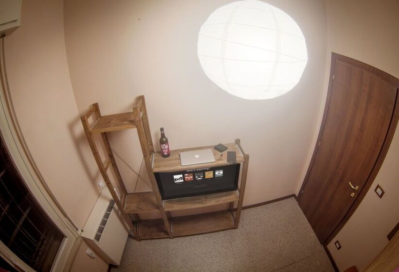 پانسیون 4roomz