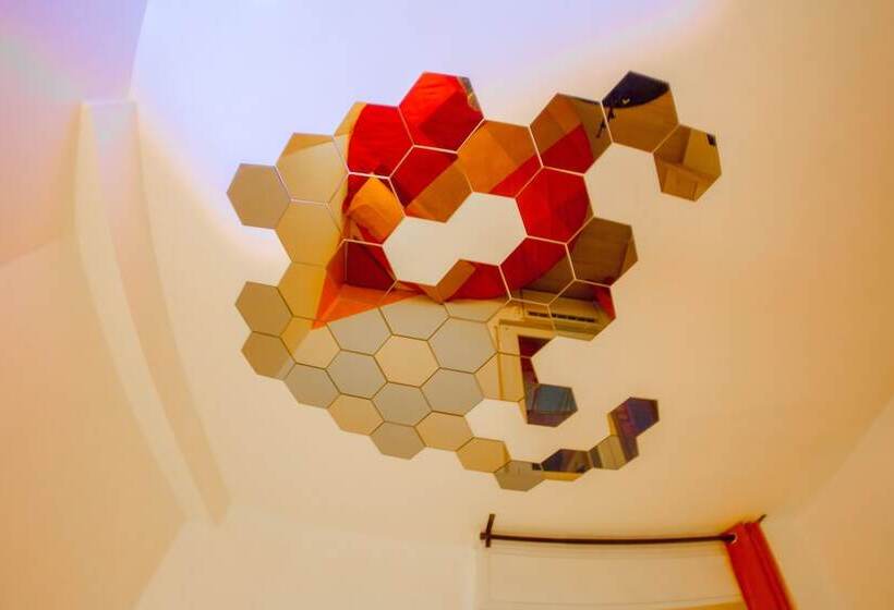 پانسیون 4roomz