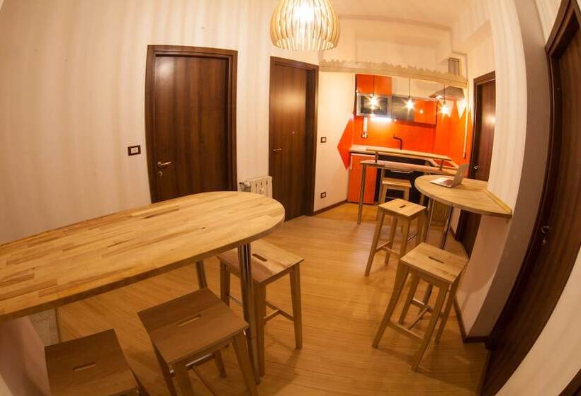 پانسیون 4roomz