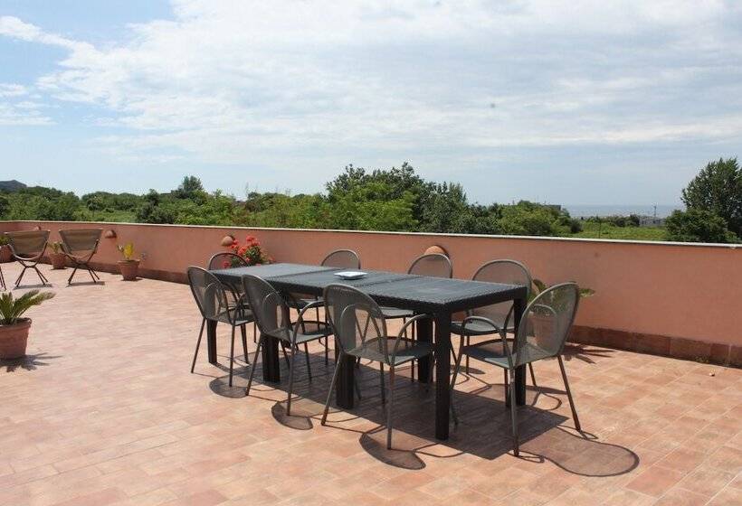 펜션 Flegrea House Casa Rosa