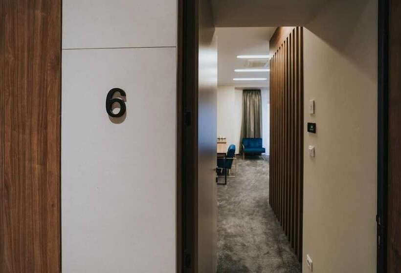 פנסיון Ilica Luxury Center