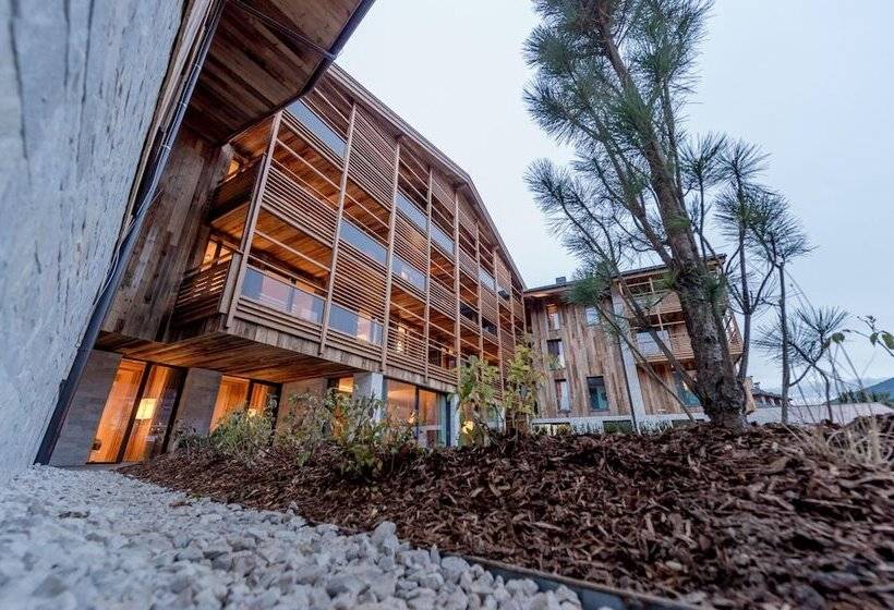 اقامتگاه Gardena Chalets