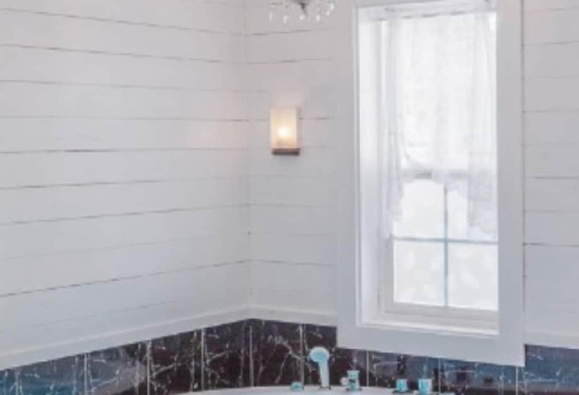 Seonjaedo Secret Spa Pension