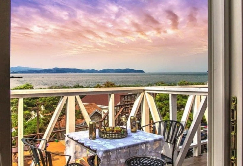 Seonjaedo Secret Spa Pension