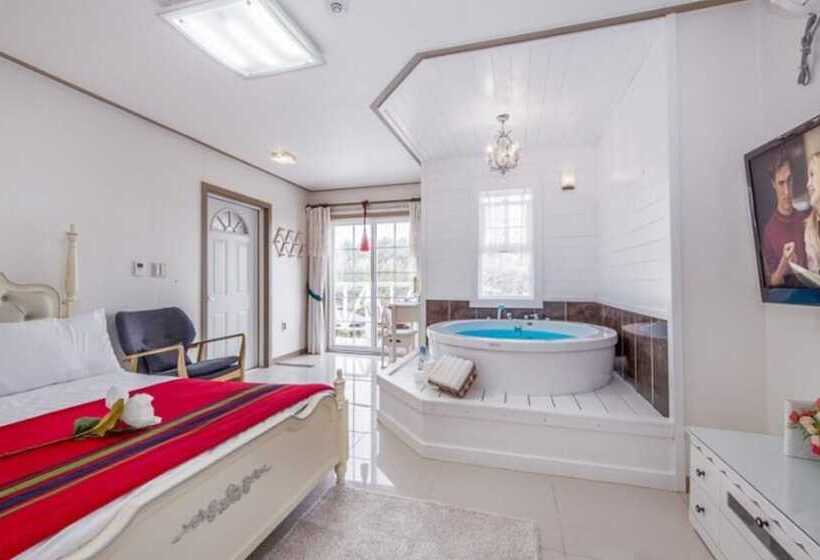 Seonjaedo Secret Spa Pension