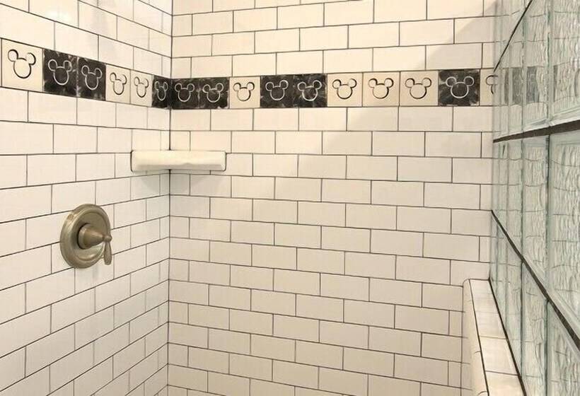 Scenic Wonders Dogwood Manor 3 Bedrooms