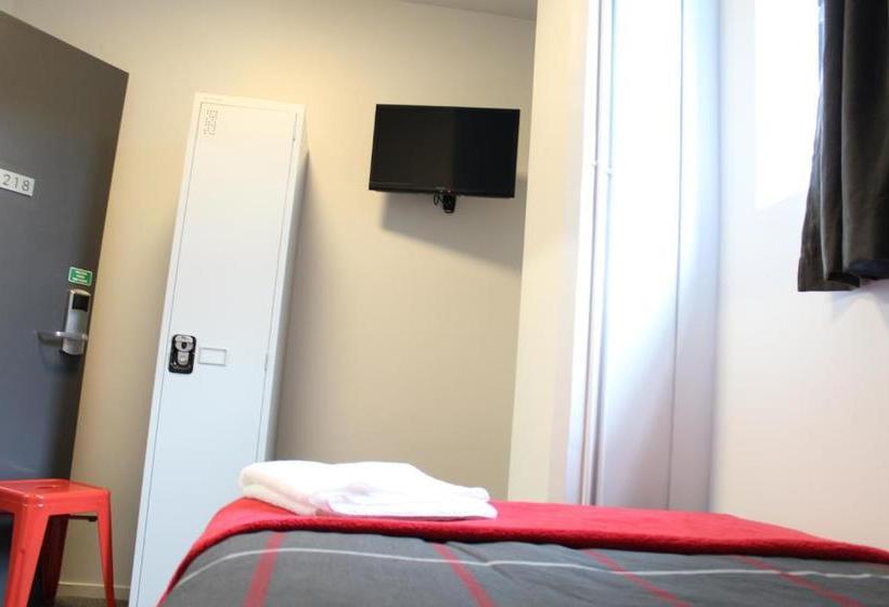 فندق صغير Urbanz