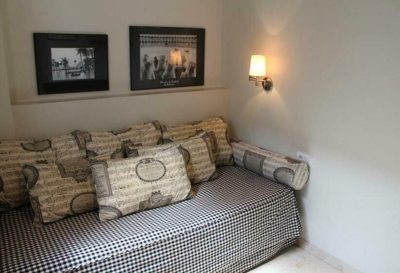 Apartaments St. Jordi Comtal