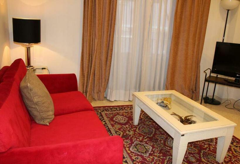 Apartaments St. Jordi Comtal