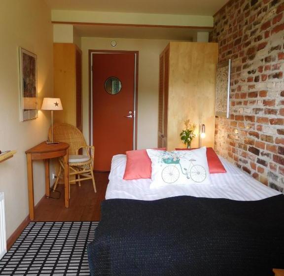 مبيت وإفطار Lossiranta Lodge