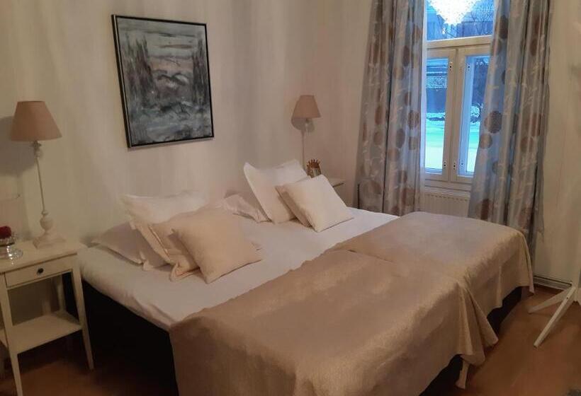 مبيت وإفطار Lossiranta Lodge