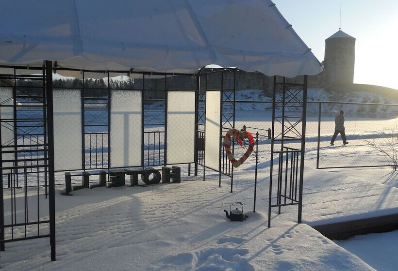 مبيت وإفطار Lossiranta Lodge