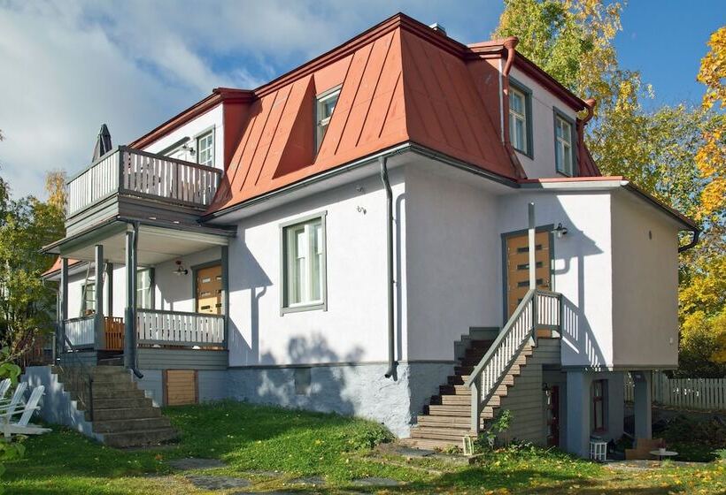 مبيت وإفطار Lossiranta Lodge