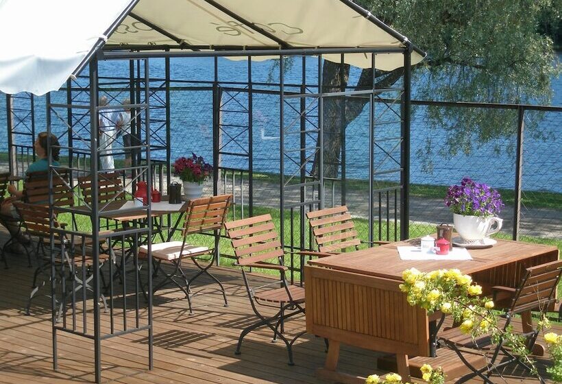 مبيت وإفطار Lossiranta Lodge