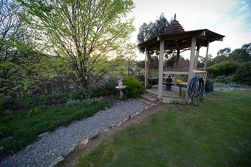 مبيت وإفطار Riesling Trail & Clare Valley Cottages