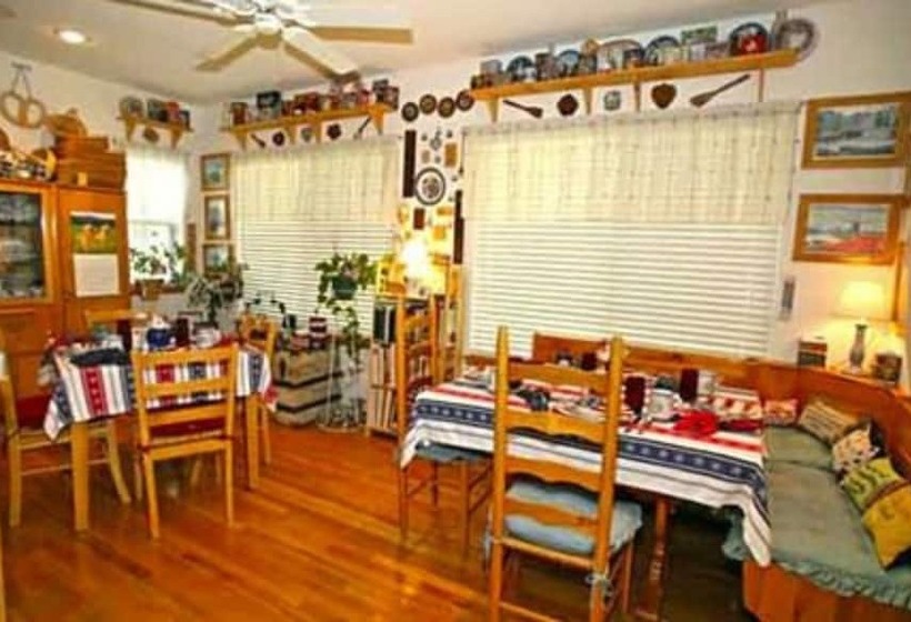 مبيت وإفطار Rogers Inn The Pines