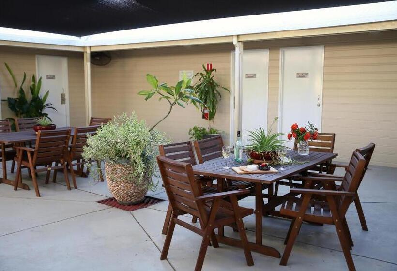 تختخواب و صبحانه Wunan House