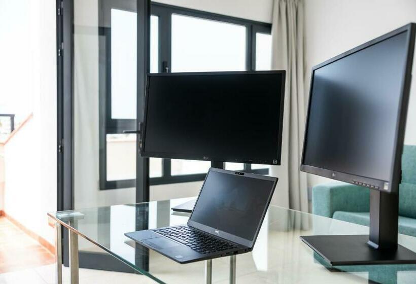 Club Tenerife Apartments