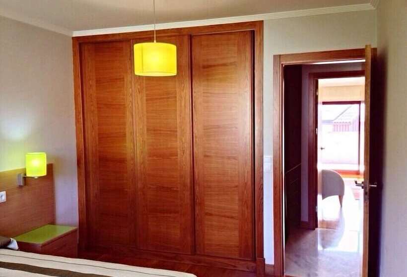 Complejo Turístico Raeiros