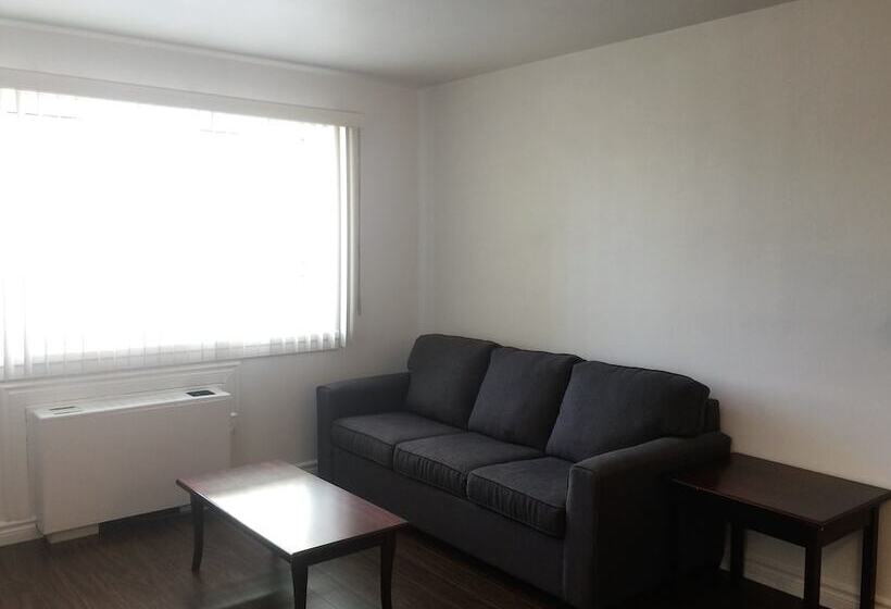 Duvernay Studios And Suites