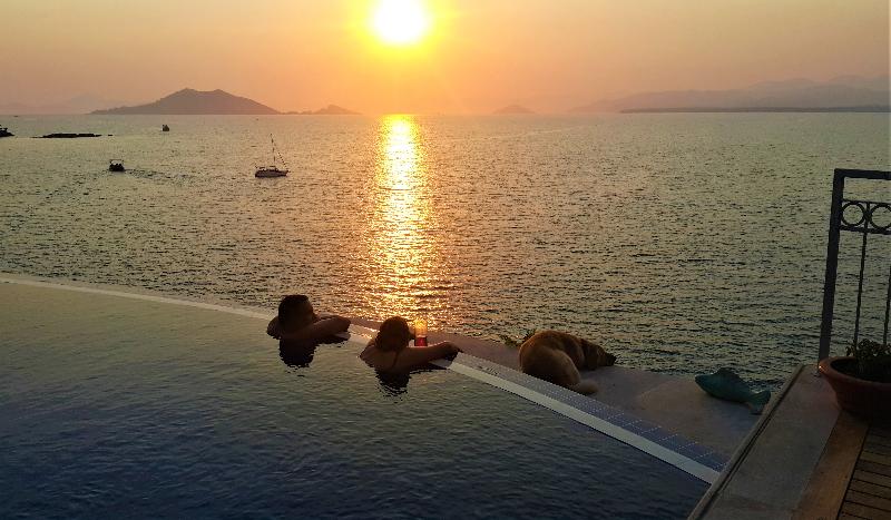 Ece Hotel Sovalye Island