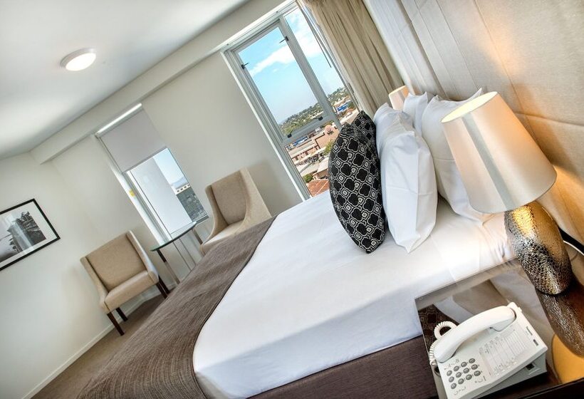 Empire Apartment Hotel Rockhampton