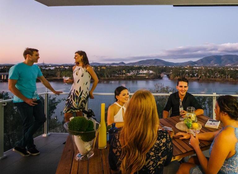 Empire Apartment Hotel Rockhampton