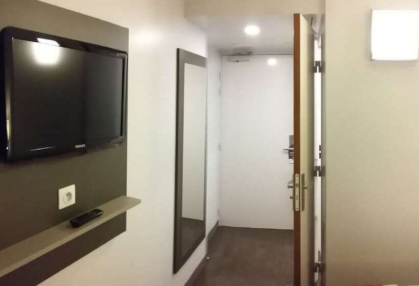 ホテル Akena City Saint Witz