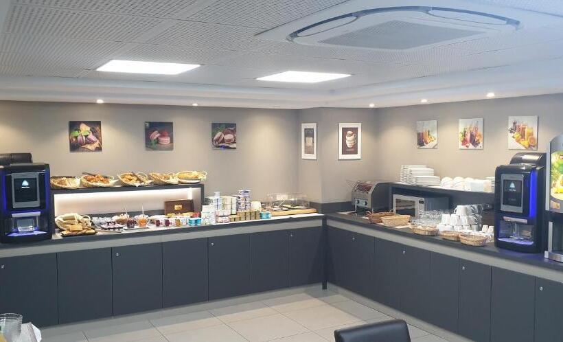 ホテル Akena City Saint Witz