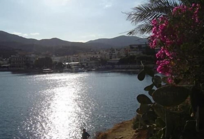 בית מלון כפרי Apollonia Apartments