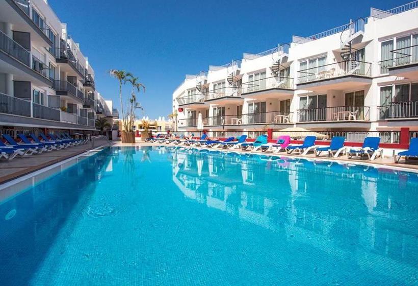 فندق Arena Suites