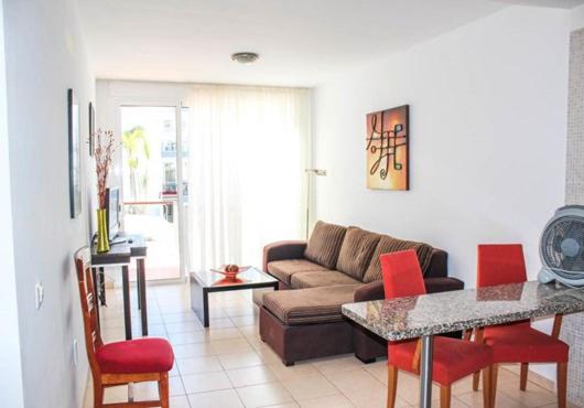 فندق Arena Suites