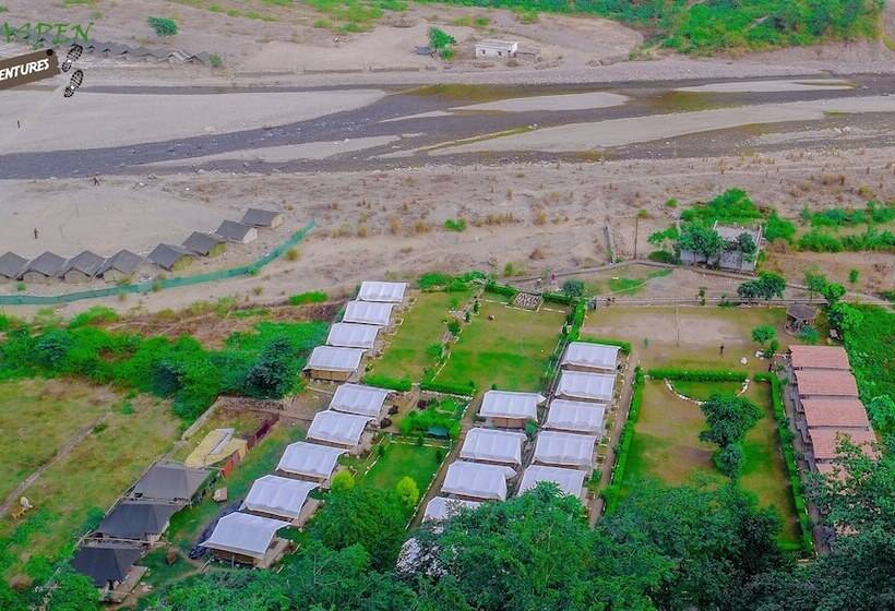 ホテル Aspen Adventures