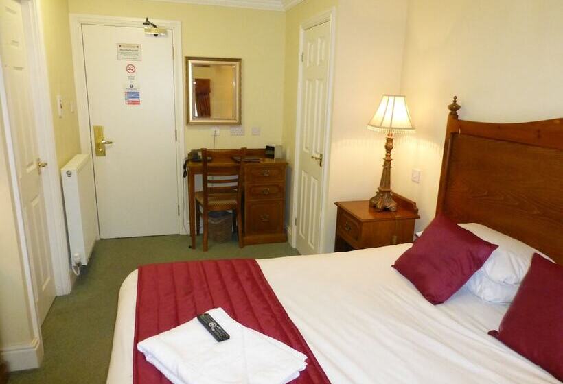 בית מלון כפרי The Atherstone Red Lion