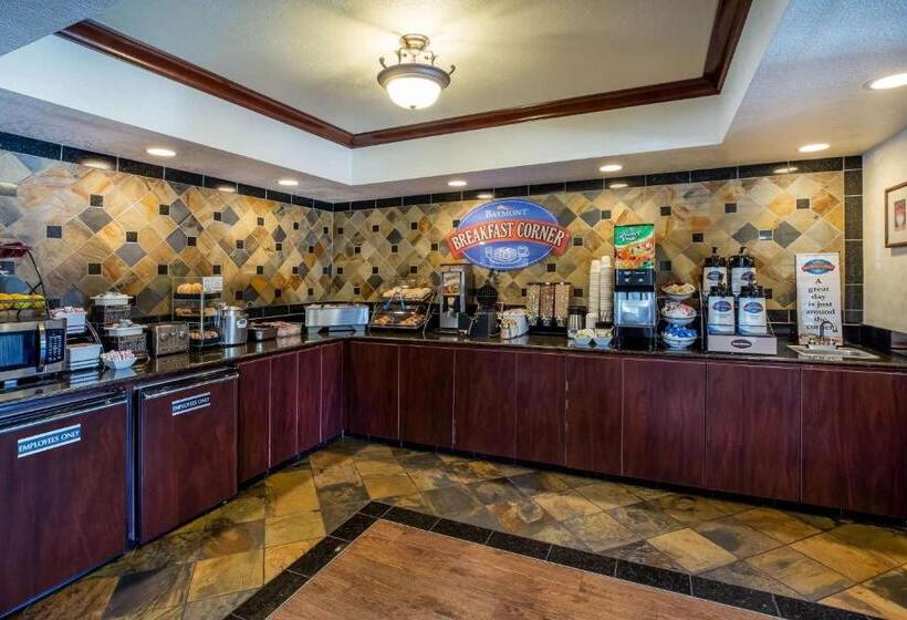 Отель Baymont By Wyndham Yakima Riverfront