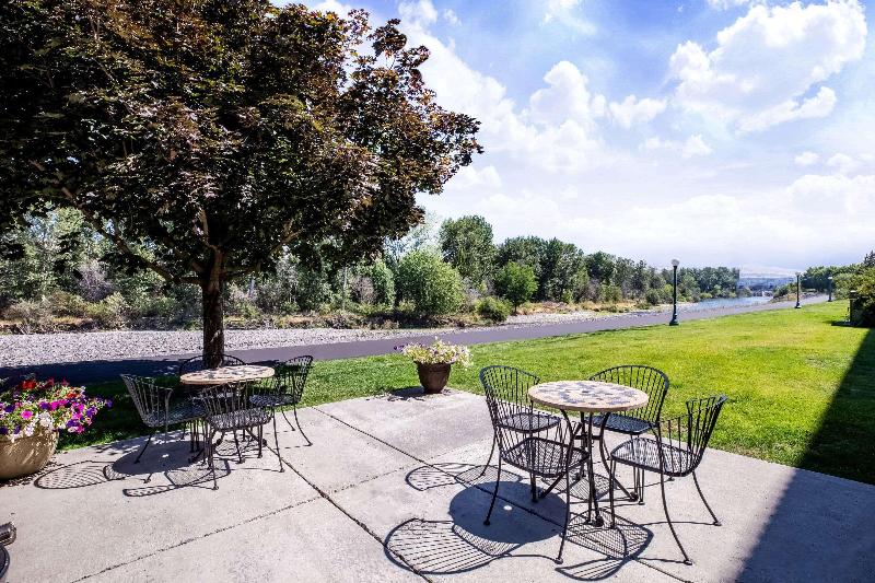 Отель Baymont By Wyndham Yakima Riverfront