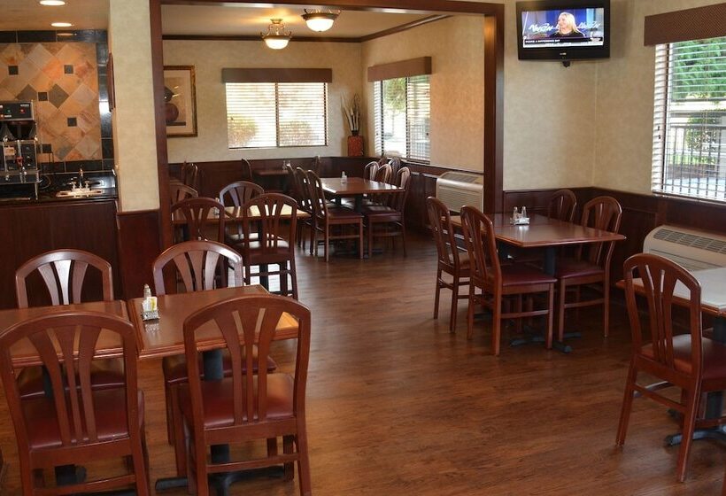 فندق Baymont By Wyndham Yakima Riverfront