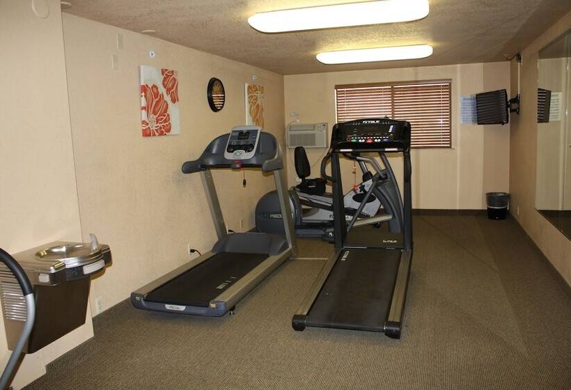 Отель Baymont By Wyndham Yakima Riverfront