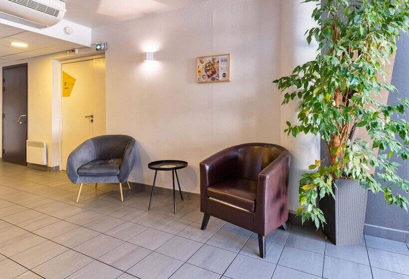 B&b Hotel Lyon Saint Bonnet Mi Plaine