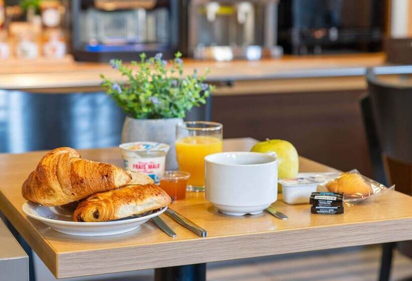 B&b Hotel Lyon Saint Bonnet Mi Plaine