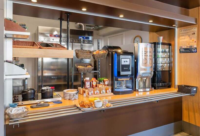 B&b Hotel Lyon Saint Bonnet Mi Plaine