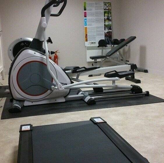 ホテル Hôtel Restaurant Bel Air Crevin   Axe Rennes Nantes