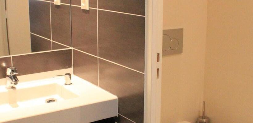 ホテル Hôtel Restaurant Bel Air Crevin   Axe Rennes Nantes