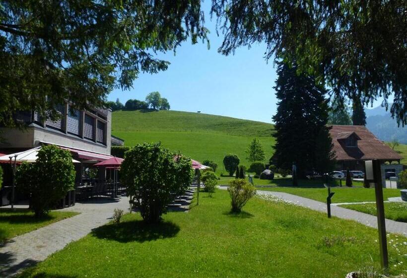 فندق & Bildungszentrum Matt