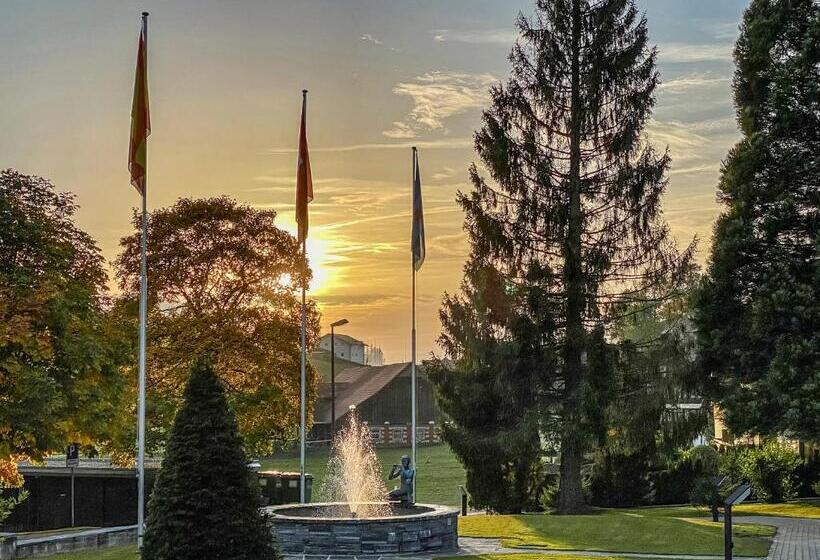 فندق & Bildungszentrum Matt