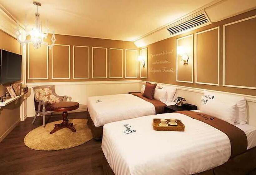 Отель Boutique 9