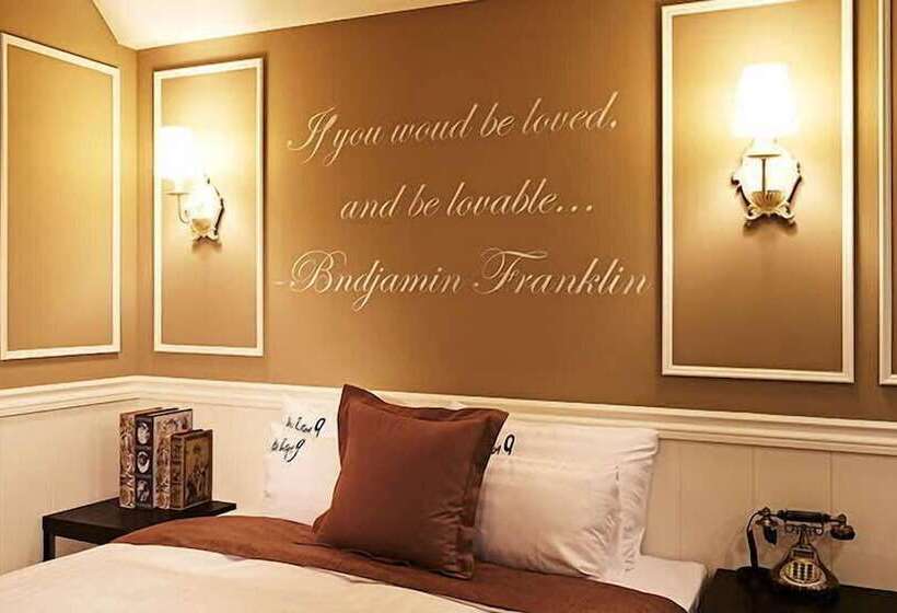 Отель Boutique 9